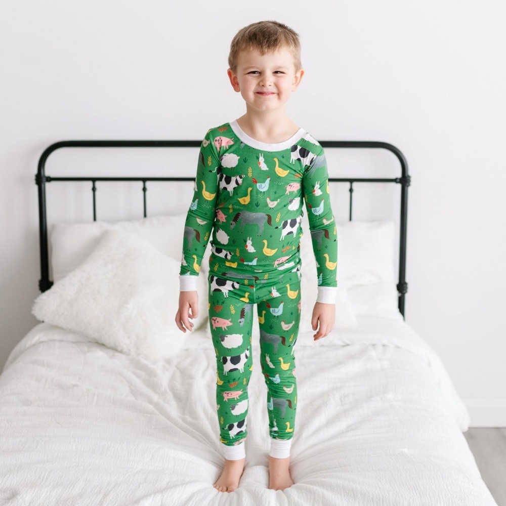 Little Sleepies 12-18 months green farm animals